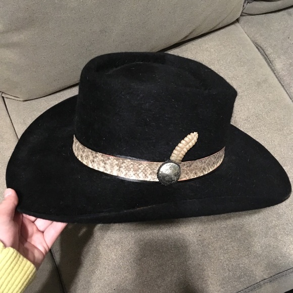 charlie 1 horse rattlesnake hat